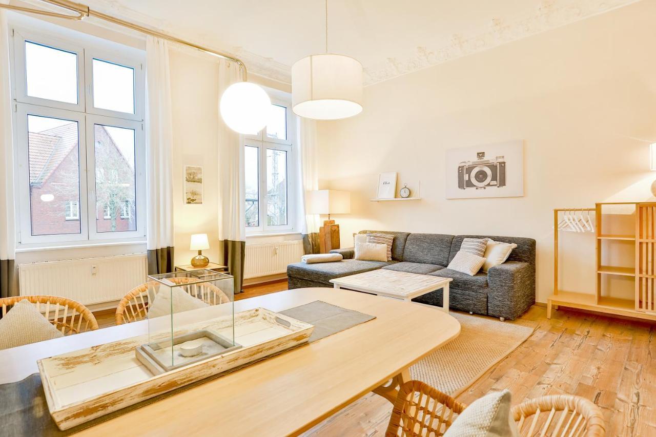 Apartments Am Bahnhof Stralsund Eksteriør bilde