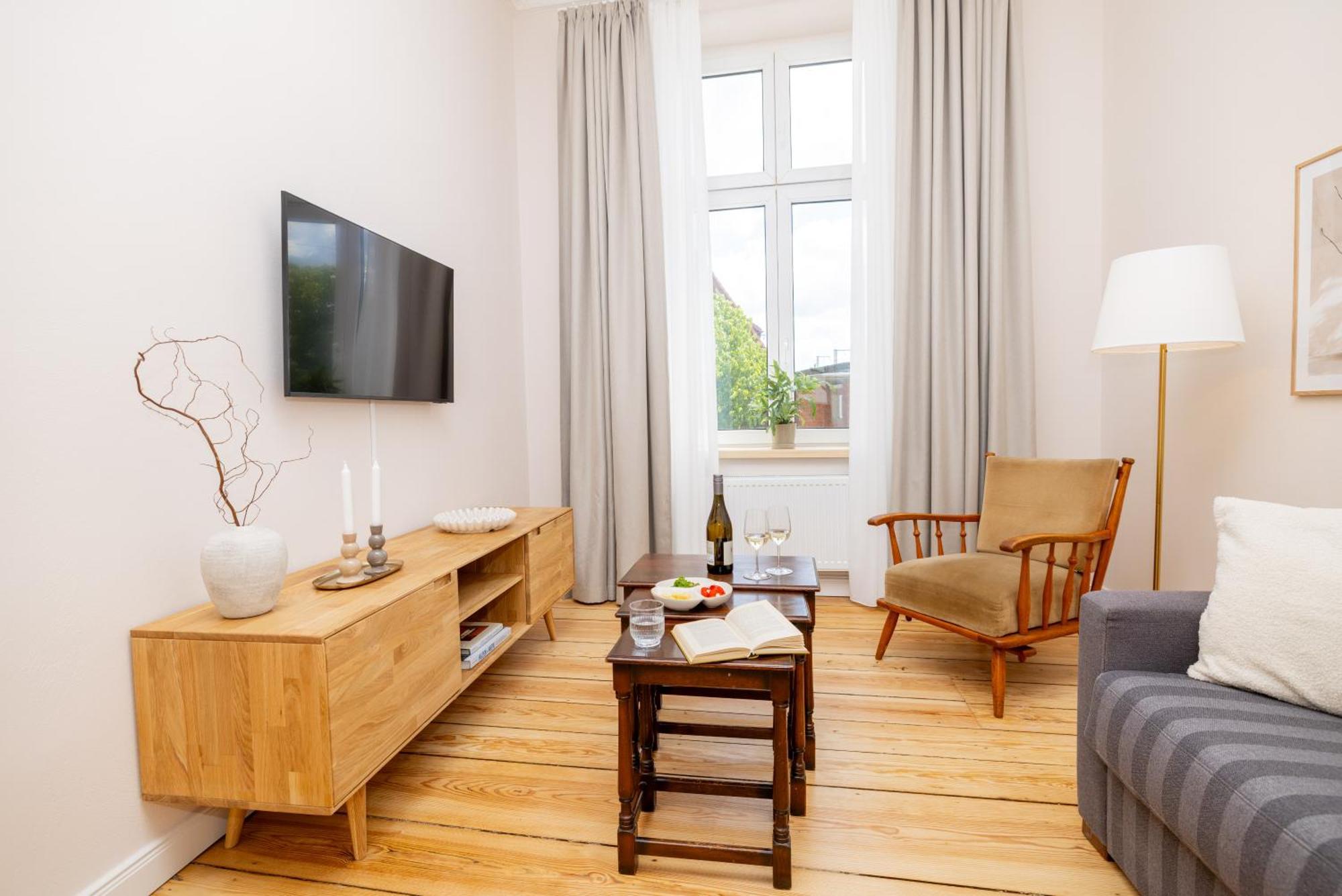 Apartments Am Bahnhof Stralsund Eksteriør bilde