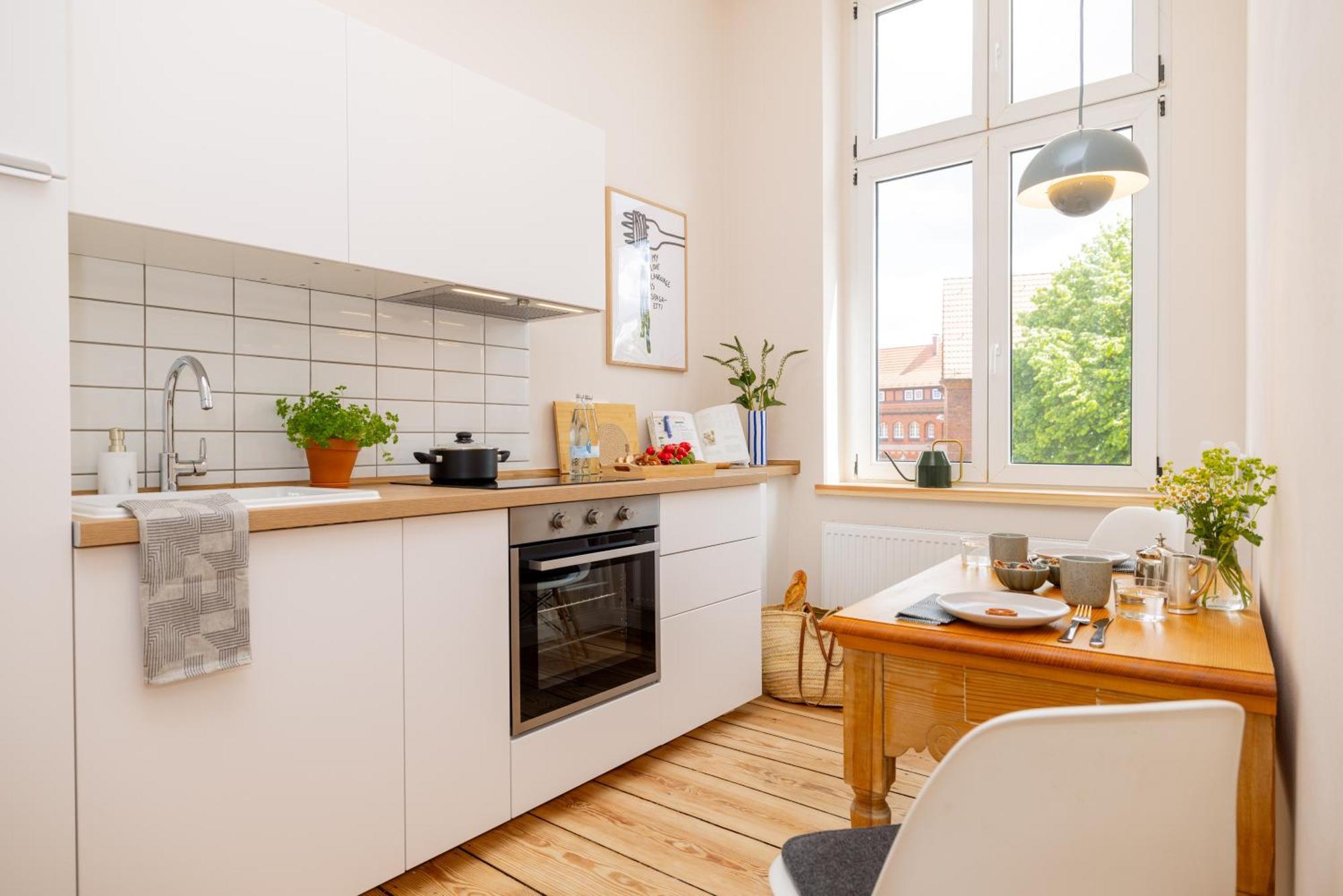 Apartments Am Bahnhof Stralsund Eksteriør bilde